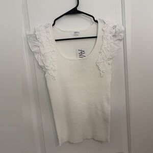Avara White Ruffled Sleeveless Top Medium